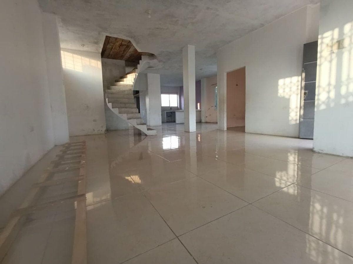 En Venta Casa con Terreno, San Estuardo, Machala, El Oro — imagen 4