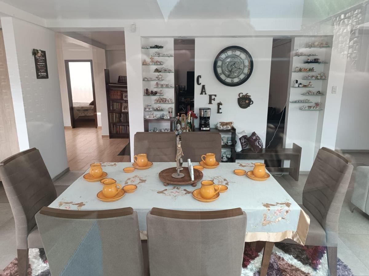 Casa con 1000 m² de Terreno y 4 Dorm. en Venta en Sur de Riobamba, Chimborazo — imagen 7