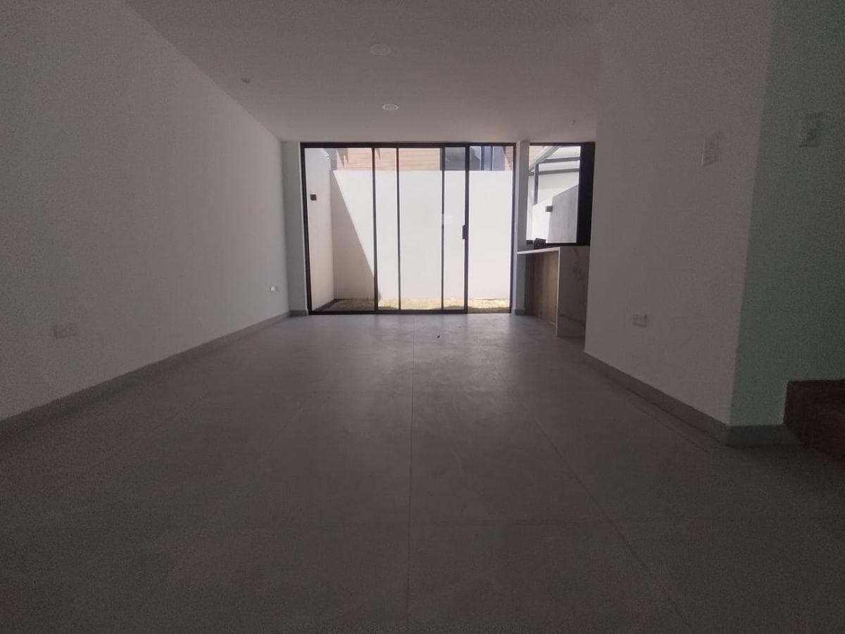 Casa de 128 m² con 3 Dorm. en Venta en Tumbaco — imagen 9