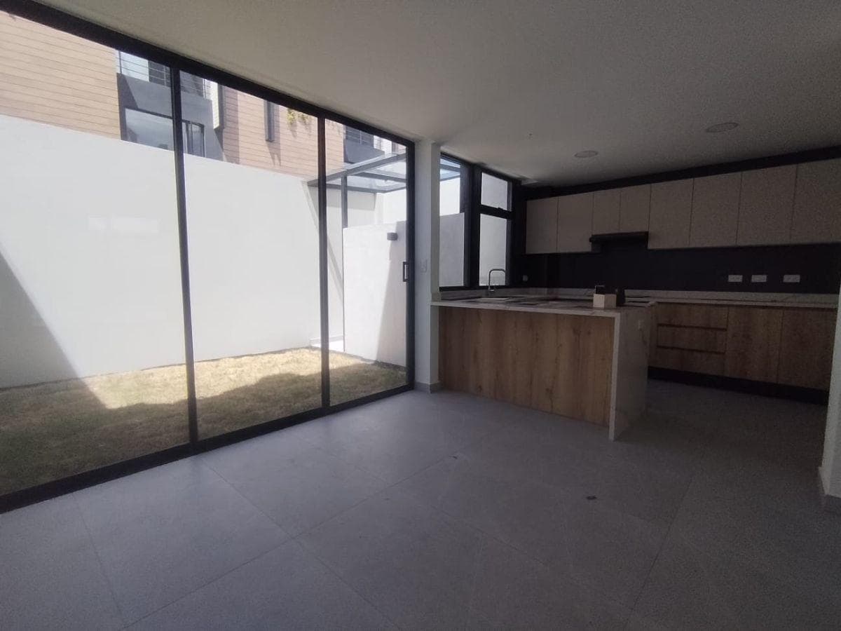 Casa de 128 m² con 3 Dorm. en Venta en Tumbaco — imagen 8