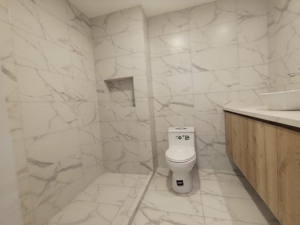 Casa de 128 m² con 3 Dorm. en Venta en Tumbaco — imagen 2