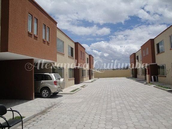 Casa de 118.86 m² en Venta Sector Marianitas de Calderón — imagen 1