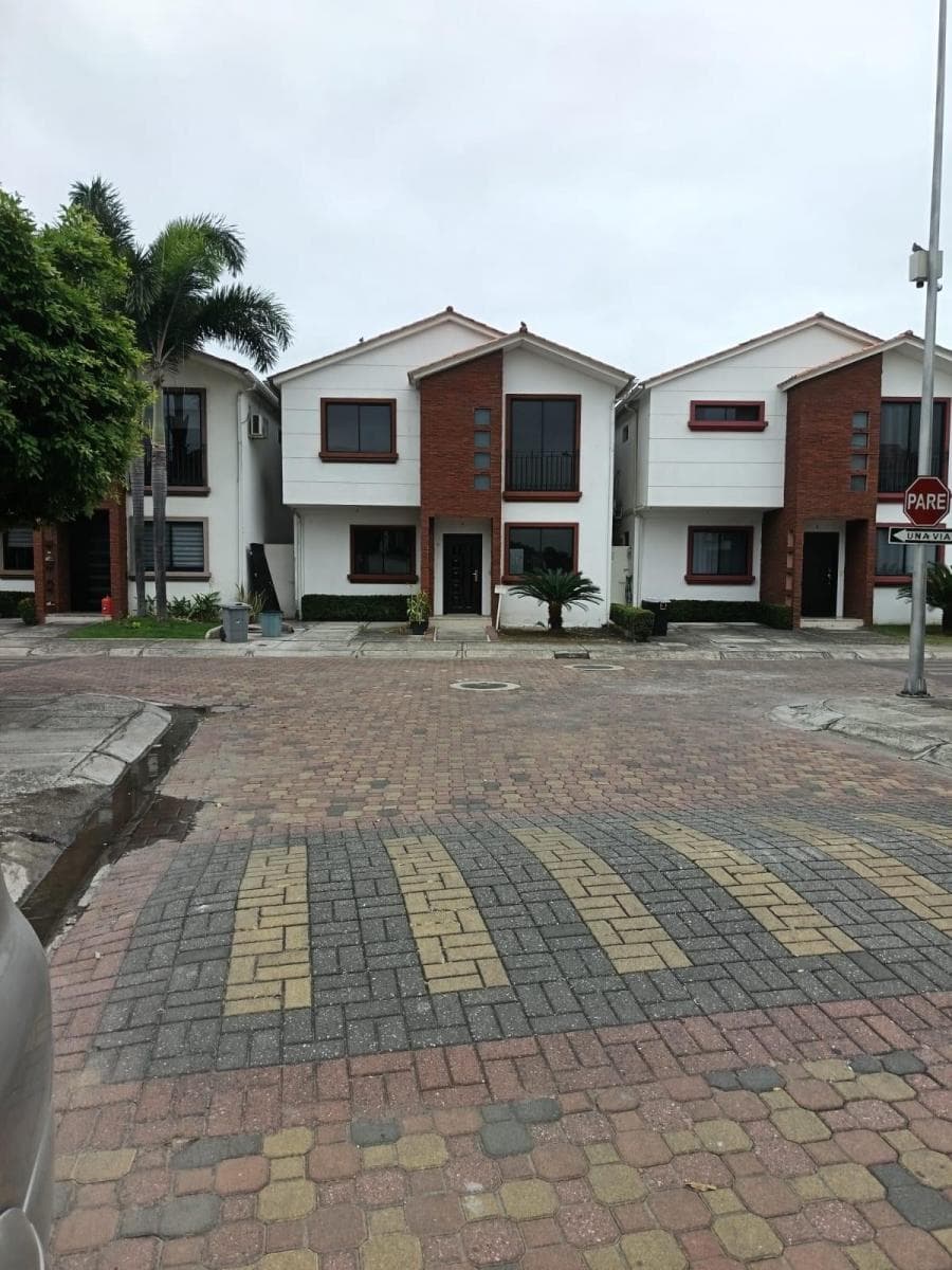 Propiedad en Napoli, Guayas — imagen 10