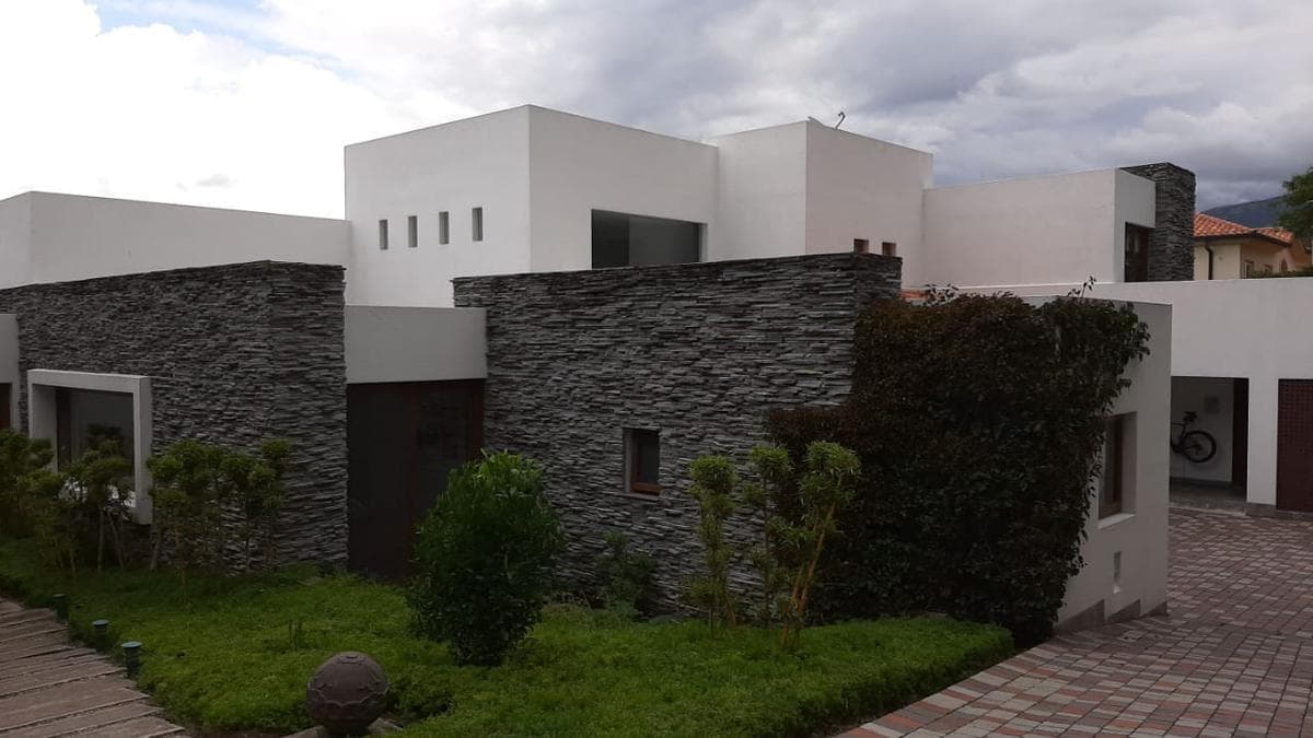 Venta Casa de 630 m - Cumbayá — imagen 3