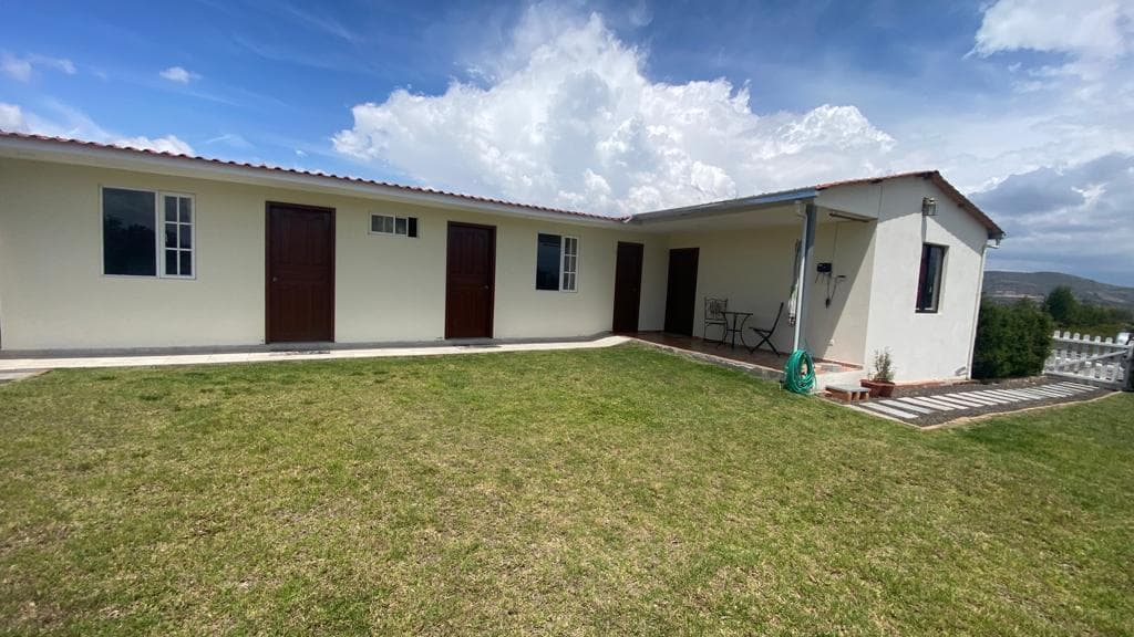 Venta Terreno con Casa de 100 m², Sector Malchingui — imagen 4