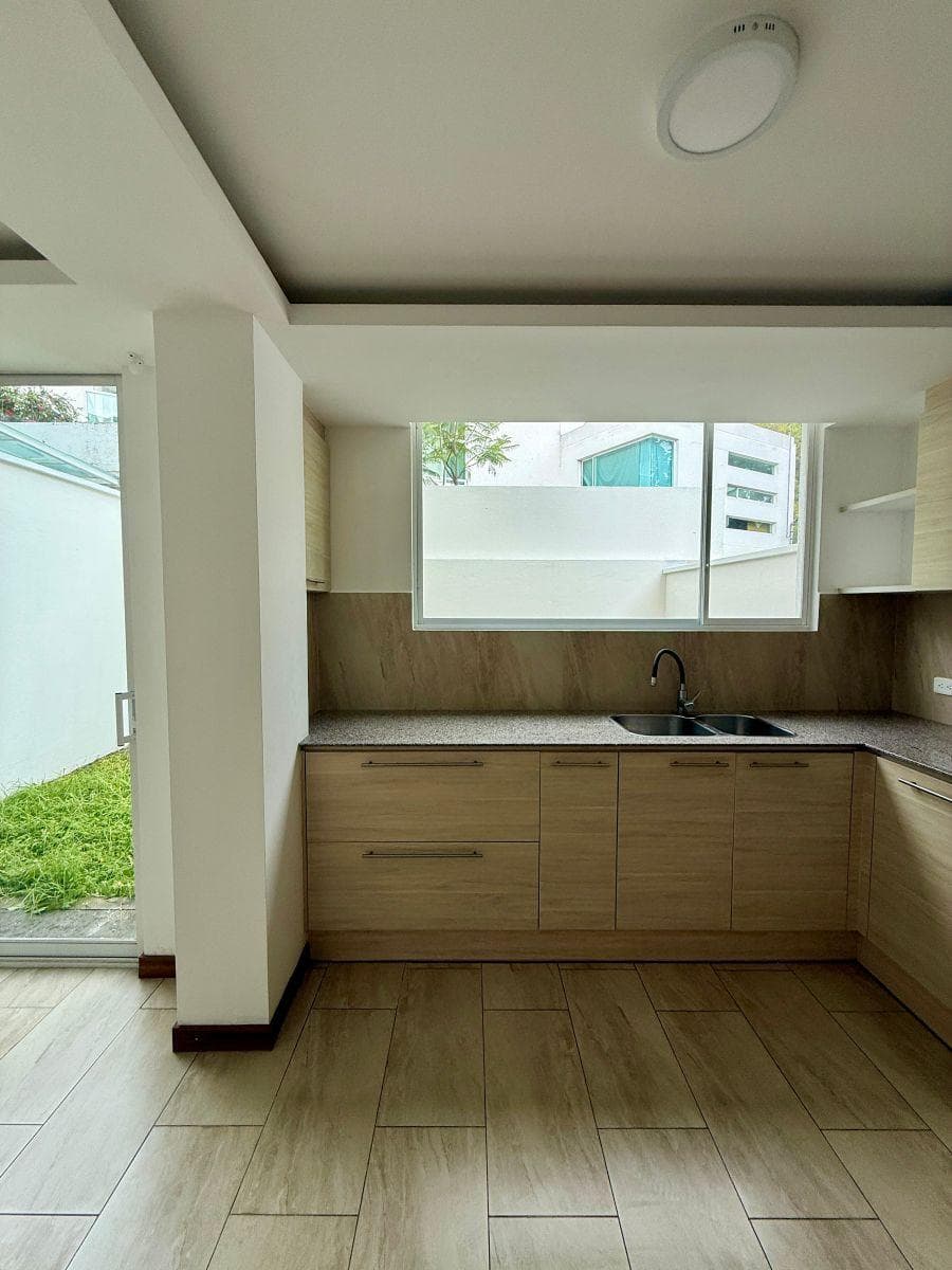 Casa en Venta - La Armenia - 162 m² — imagen 4
