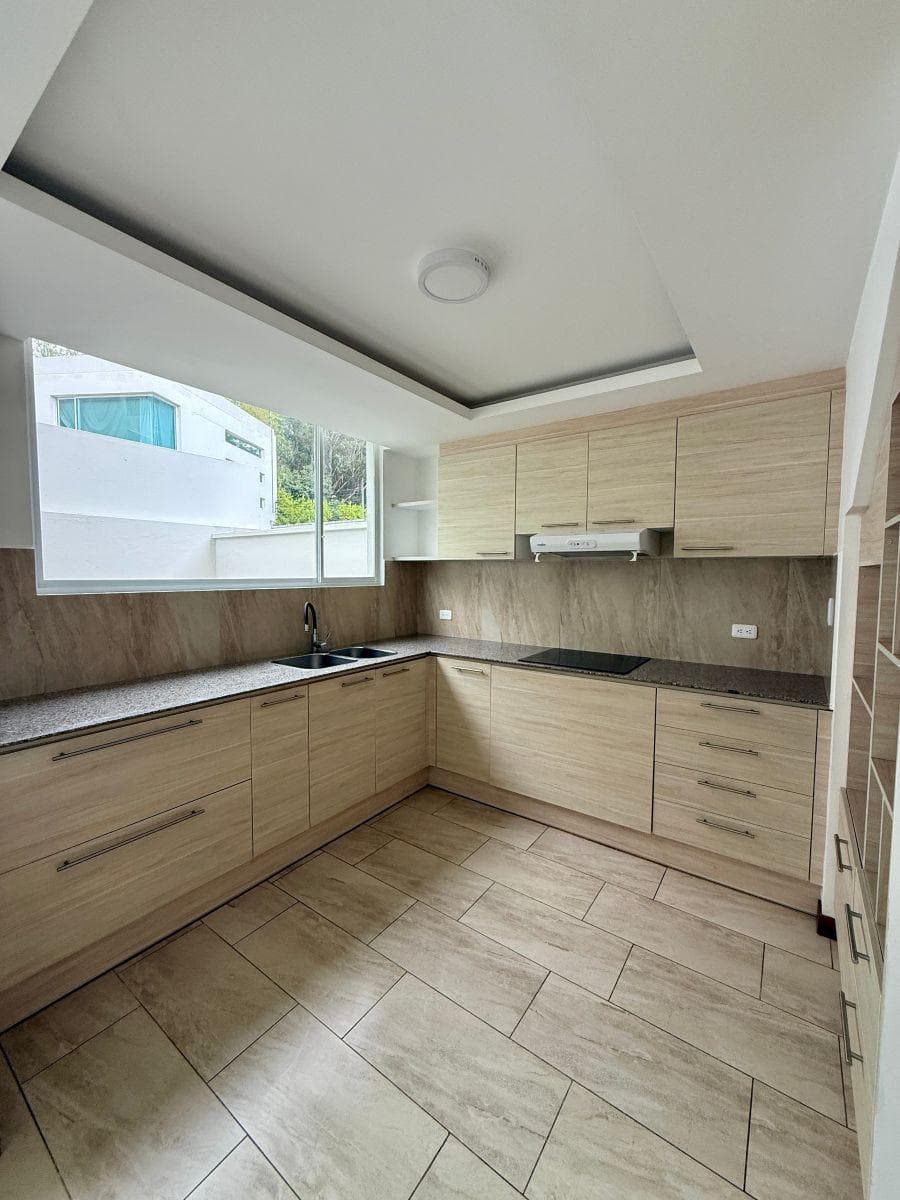 Casa en Venta - La Armenia - 162 m² — imagen 3