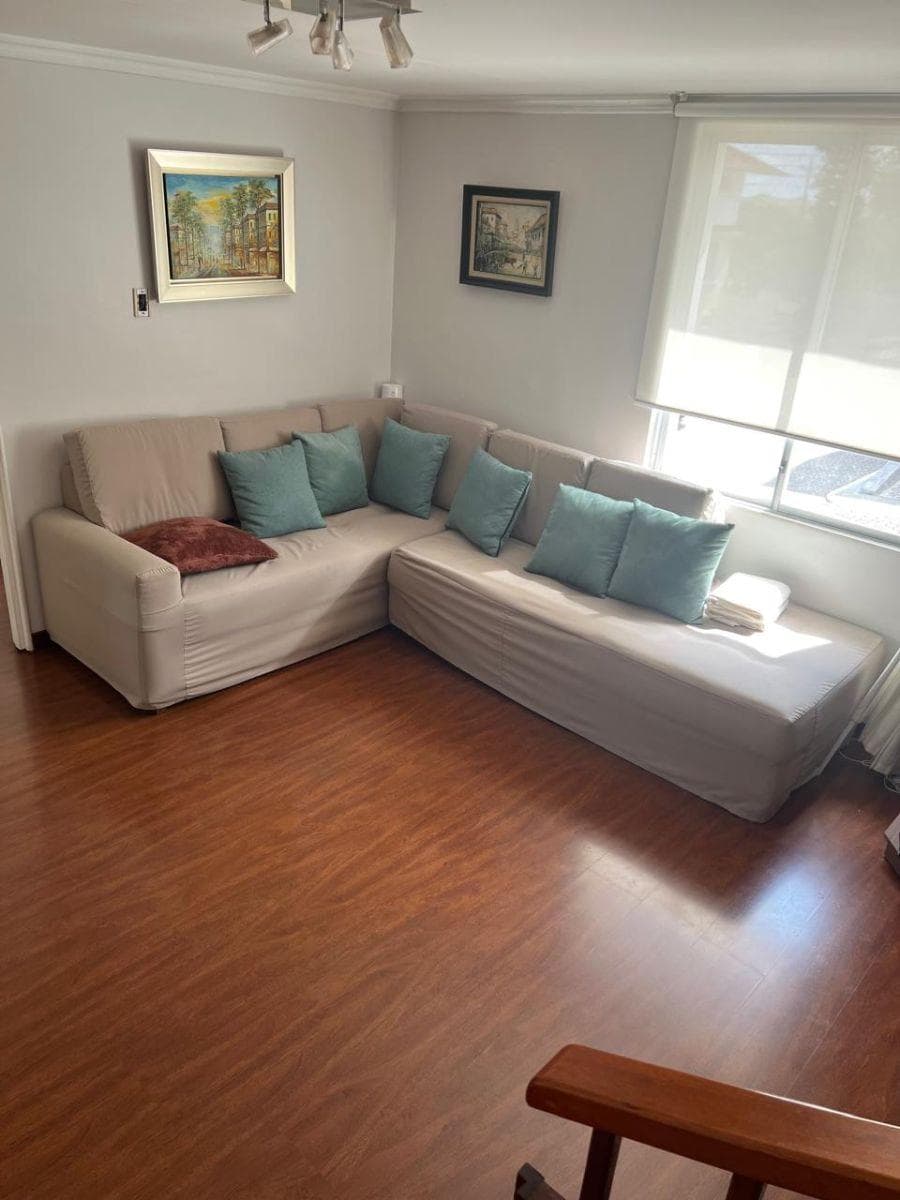Venta Casa en Conjunto 226 m, 4 Habitaciones, 2 Garages, Mas 1 Suite, Sector El Einstein, Carcelen — imagen 2