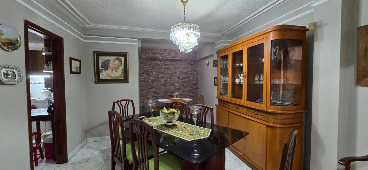 ¡Vendo Casa en Urdesa Central Sector Colegio Santo Domingo de Guzmán!, Guayas — imagen 8