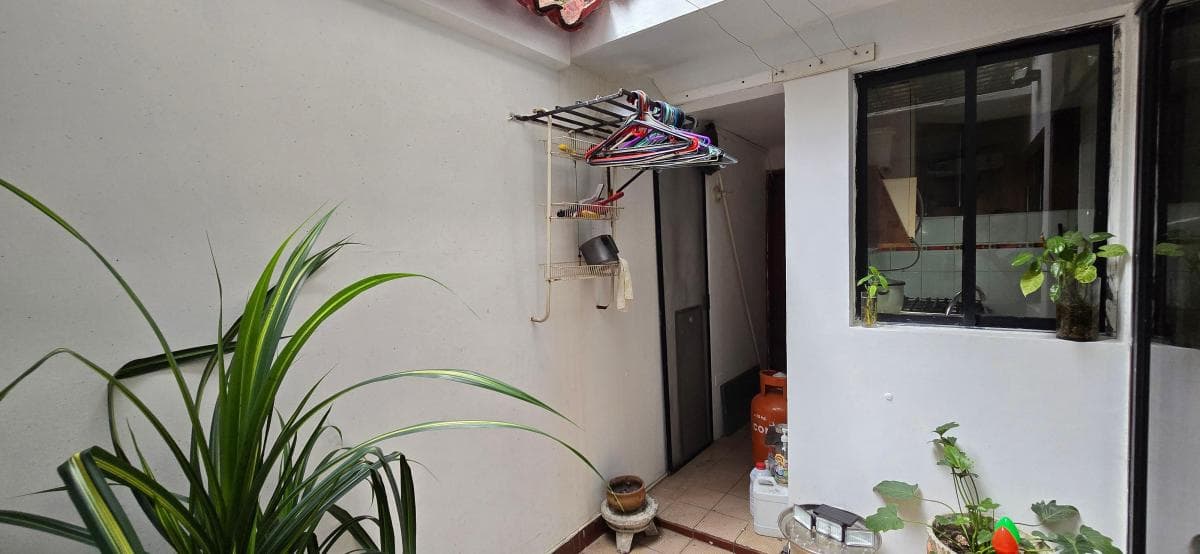¡Vendo Casa en Urdesa Central Sector Colegio Santo Domingo de Guzmán!, Guayas — imagen 4
