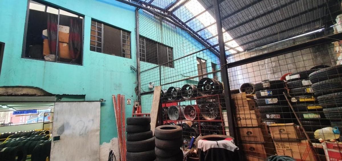 Se Vende Propiedad Sector Av Mariscal Sucre — imagen 7