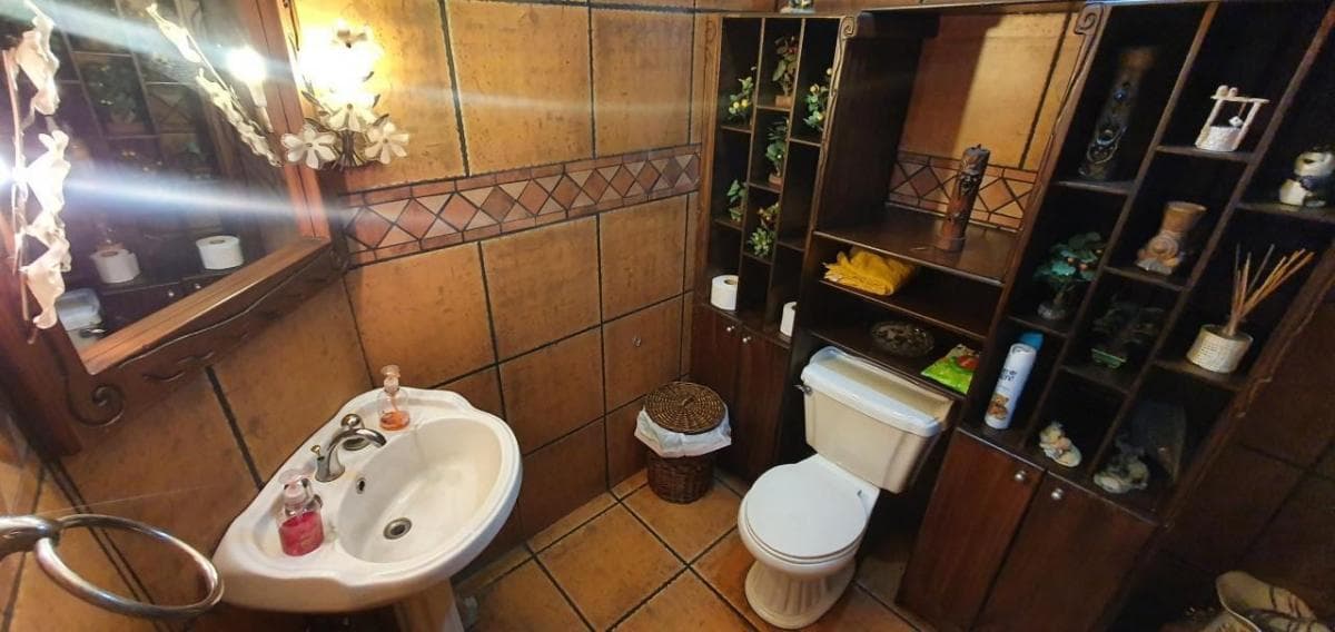 Se Vende Propiedad Sector Av Mariscal Sucre — imagen 5