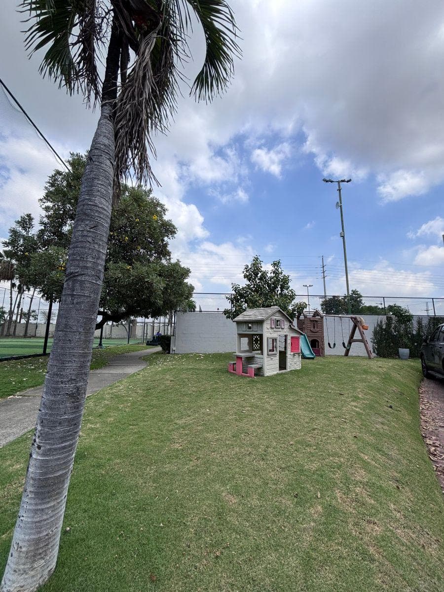 De Oportunidad Terreno en Venta Km. 8.5 Vía Samborondón, Guayas — imagen 4