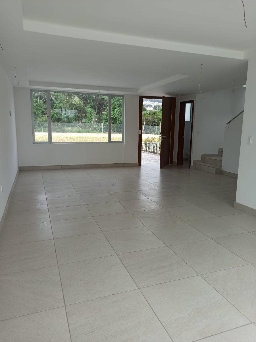 Lindo Conjunto de Casas Conocoto 113 m² + 72 m² en Patio — imagen 8