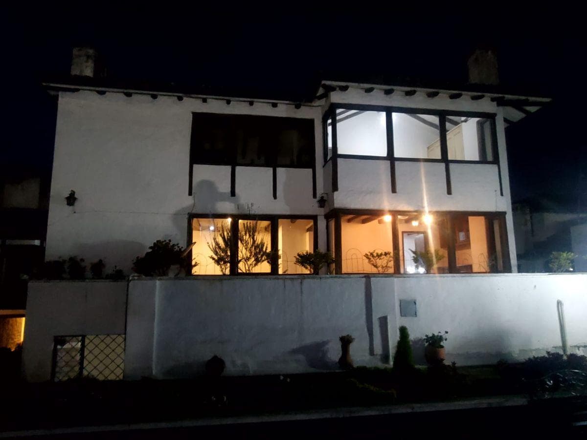 Casa Tipo Hacienda en Venta, Conjunto Privado, Nnuu y America — imagen 9