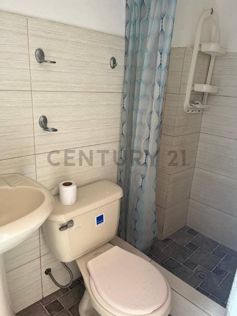 Venta de Casa Rentera en El Norte de Guayaquil, Mapasingue, Guayas — imagen 3