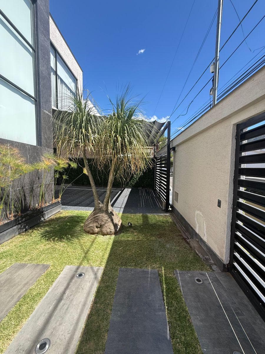 Casa Moderna con 3 Habitaciones y Estudio, Amplia, Excelente Ubicación en Yanazarapata — imagen 9