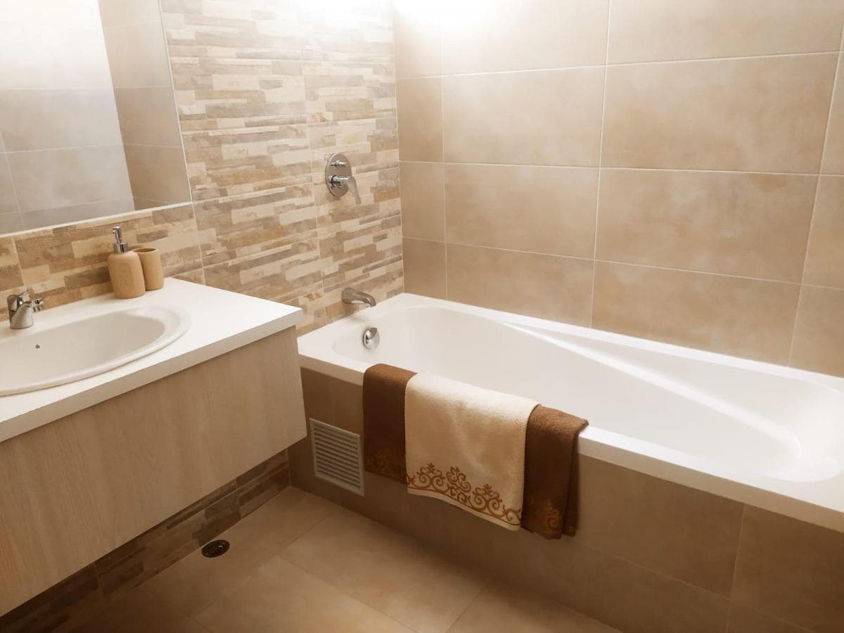 Casas Vip Modernas con Piscina y Áreas Verdes en Urbanización Privada con Doble Seguridad — imagen 3