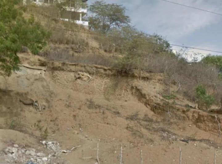 Se Alquila Terreno en Montañita en Loma Ideal Para Torres de Antena, Guayas — imagen 1