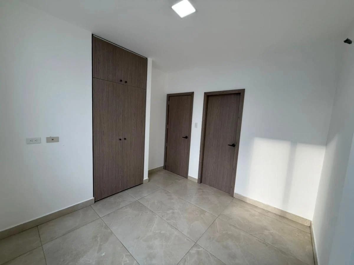Venta Casa de Estreno Urb. La Joya Etapa Aguamarina 4 Dorm. Guayas — imagen 4