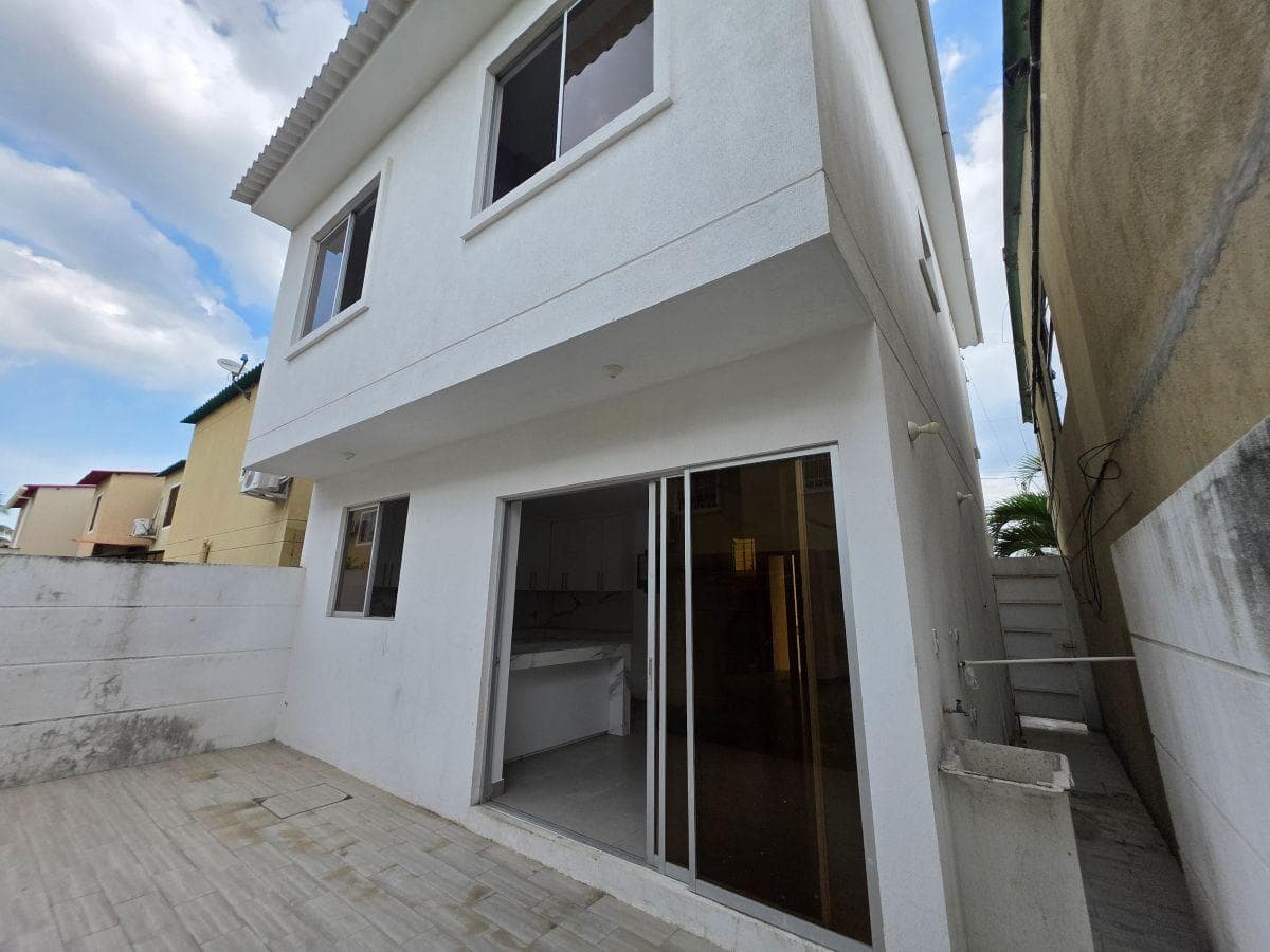 Casa de 3 Dorm. en Venta - La Joya Etapa Turquesa - Sector Aurora Daule, Guayas — imagen 6
