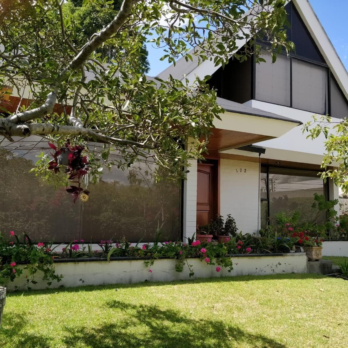 Cumbayá, Av pampite, Usfq, Oportunidad Constructores, Inversores, Casa en Venta en Urbanización — imagen 1