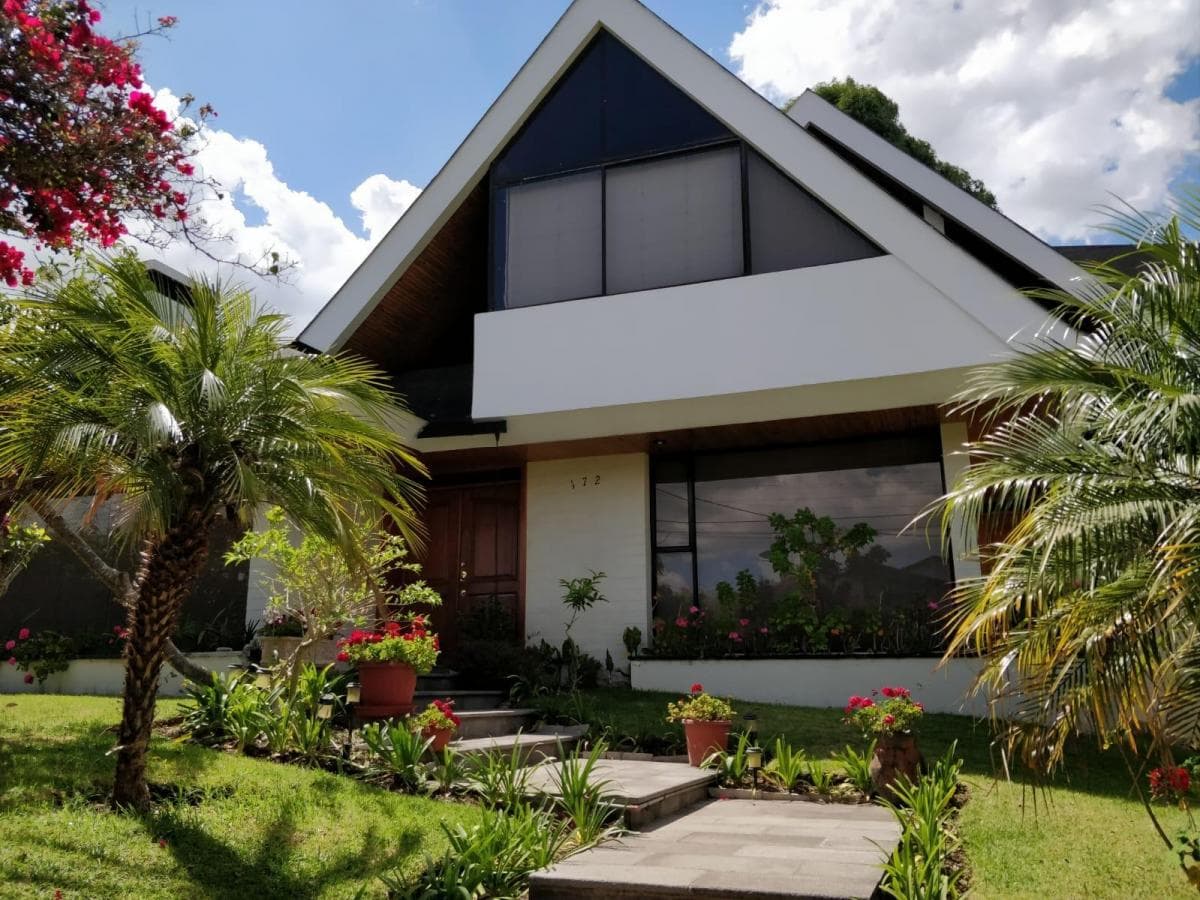 Cumbayá, Av pampite, Usfq, Oportunidad Constructores, Inversores, Casa en Venta en Urbanización — imagen 10