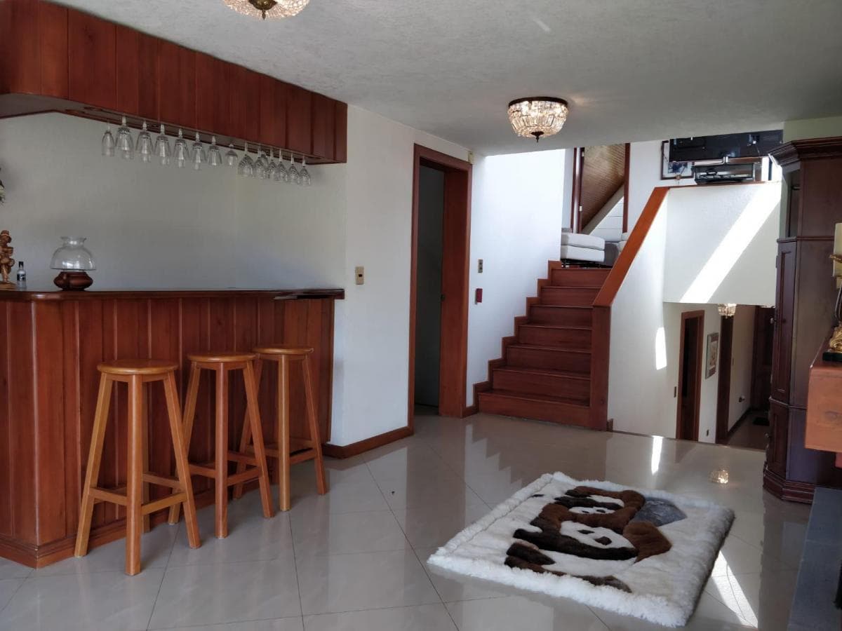 Cumbayá, Av pampite, Usfq, Oportunidad Constructores, Inversores, Casa en Venta en Urbanización — imagen 3