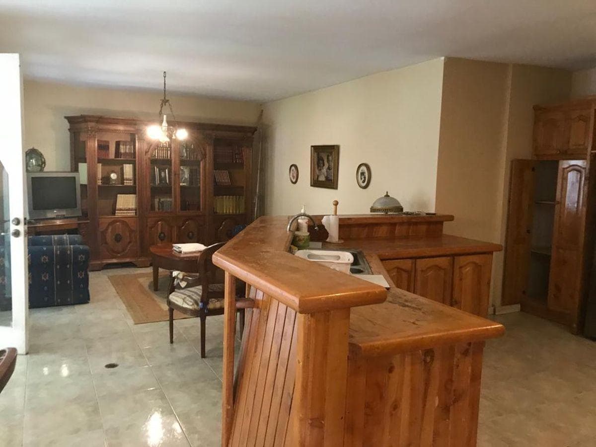 Vendo Casa Para Remodelar 780 m² Terreno 421 m² Const $300.000 — imagen 3