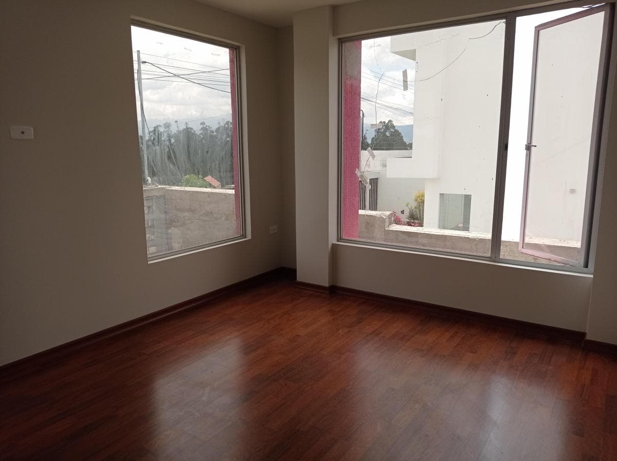 ¡Tu Inversión en Alangasi (Concepción): 2 Casas de 140 m² Para Familias — imagen 4