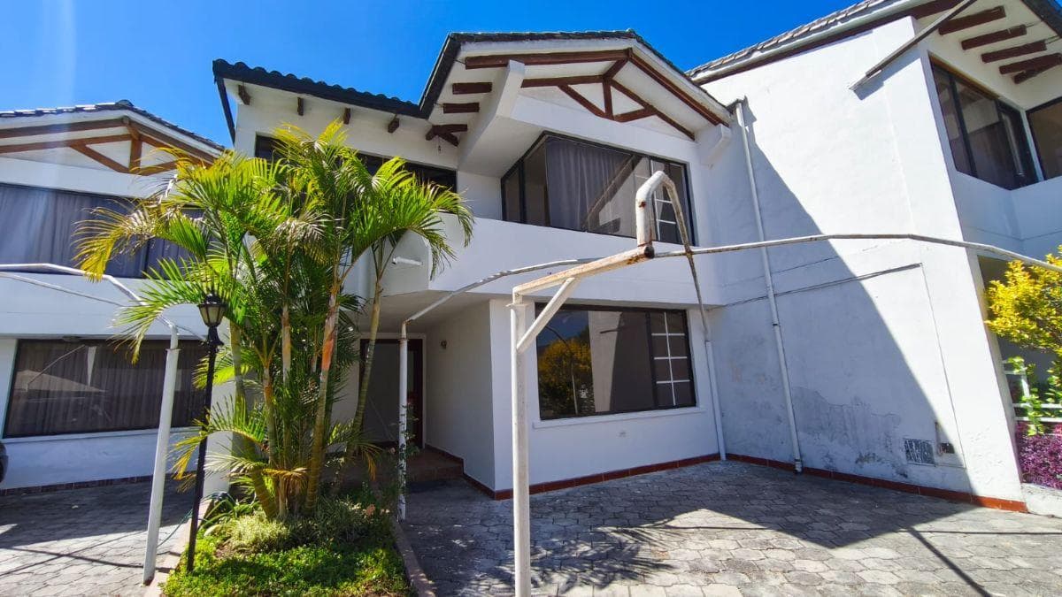 Casa de 217 m² con 4 Dorm. en Venta en San Rafael — imagen 1