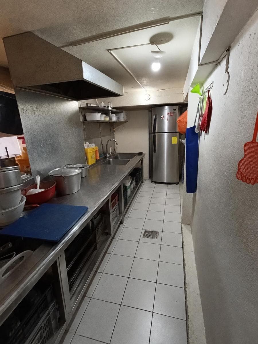 Vendo de Oportunidad Local Comercial Sector La Pradera — imagen 2