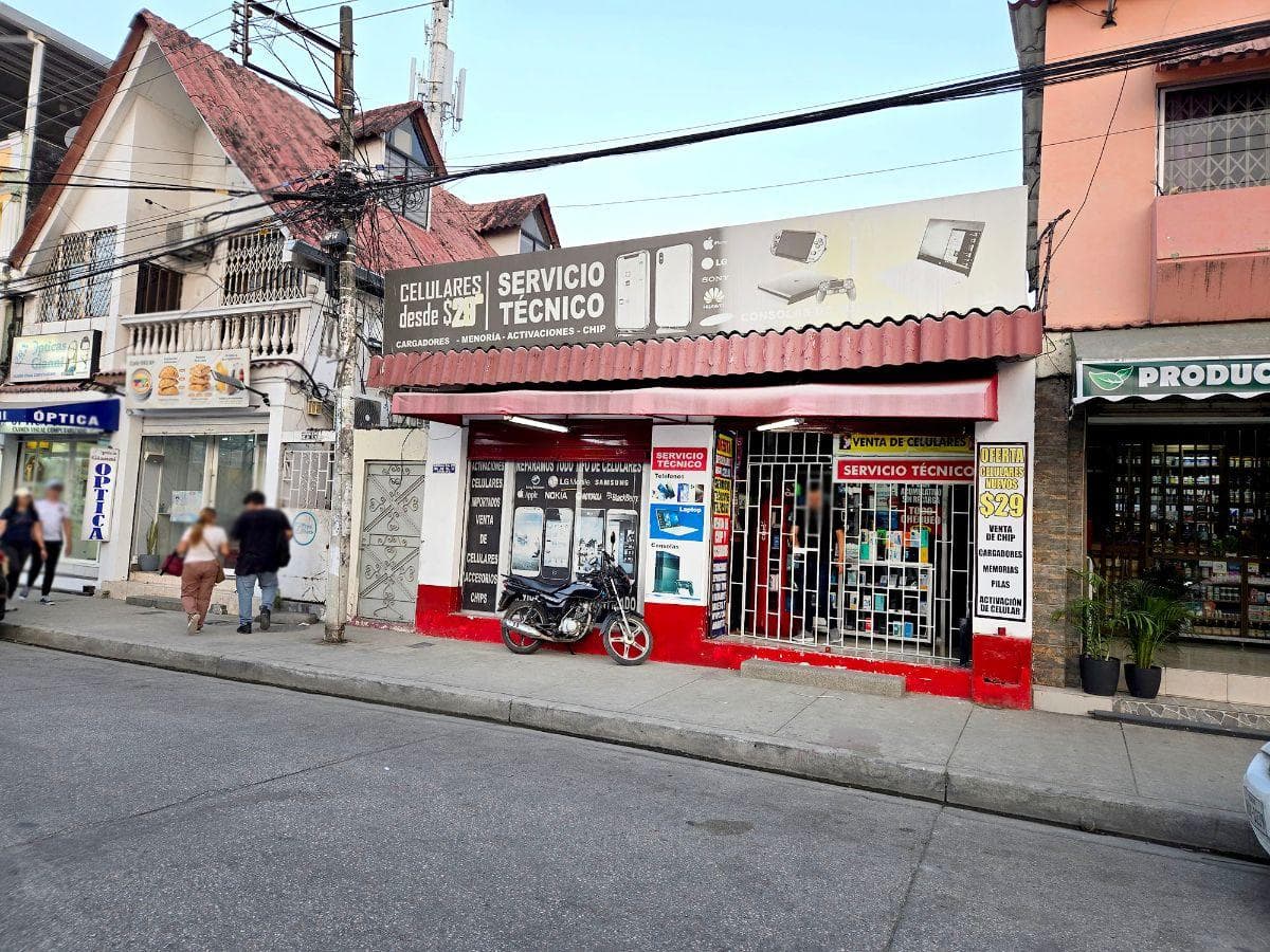 Propiedad Comercial en Venta de 162 m² - Alborada II Etapa, Cerca a Av Principal, Guayas — imagen 1