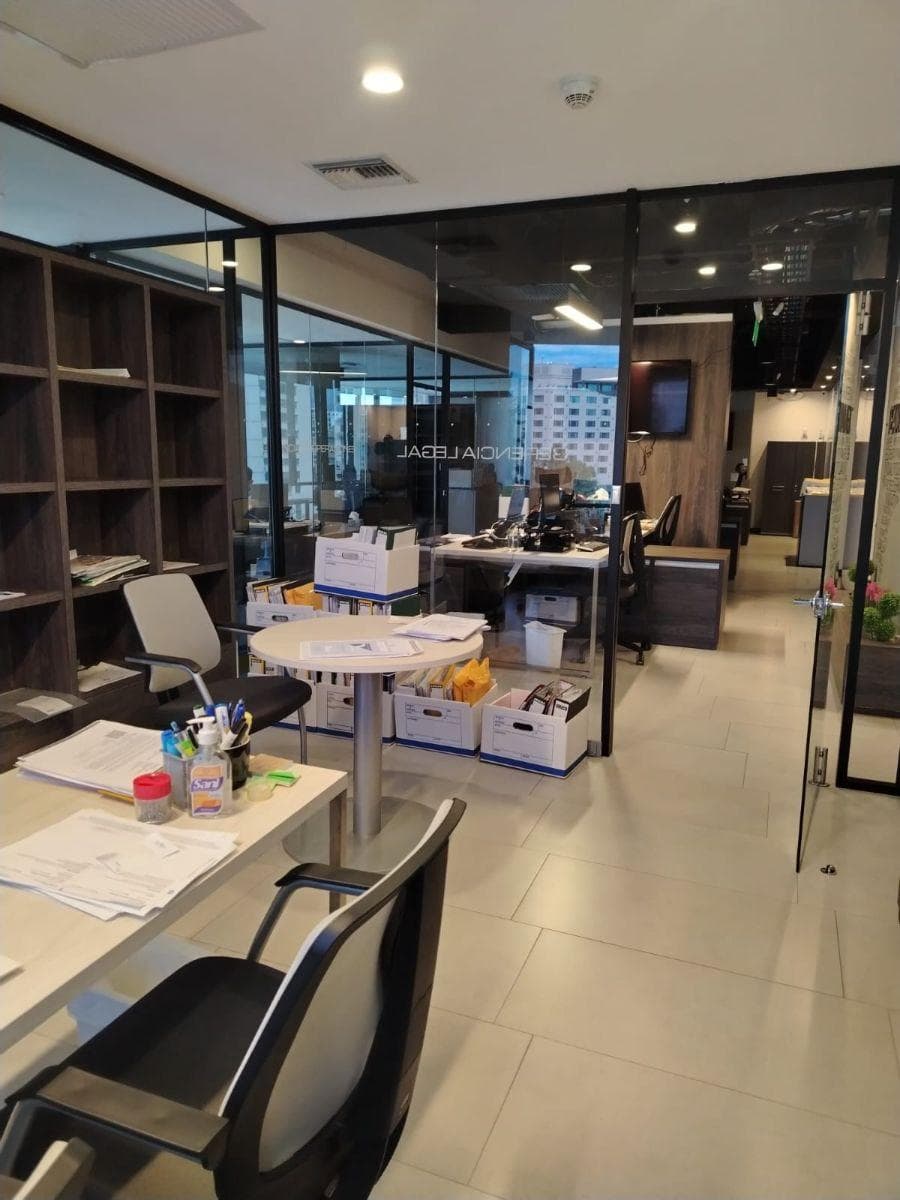 Vendo Oficina Corporativa de 279 m en La Pradera — imagen 8