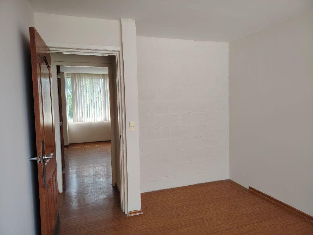 Arriendo Terreno con Casa Ideal Negocios Sector Tola Chica — imagen 4