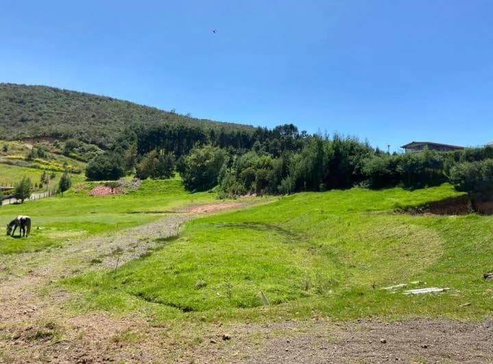 Terreno en Zhucay Tarqui, Conjunto Privado. exclusivo, Azuay — imagen 1