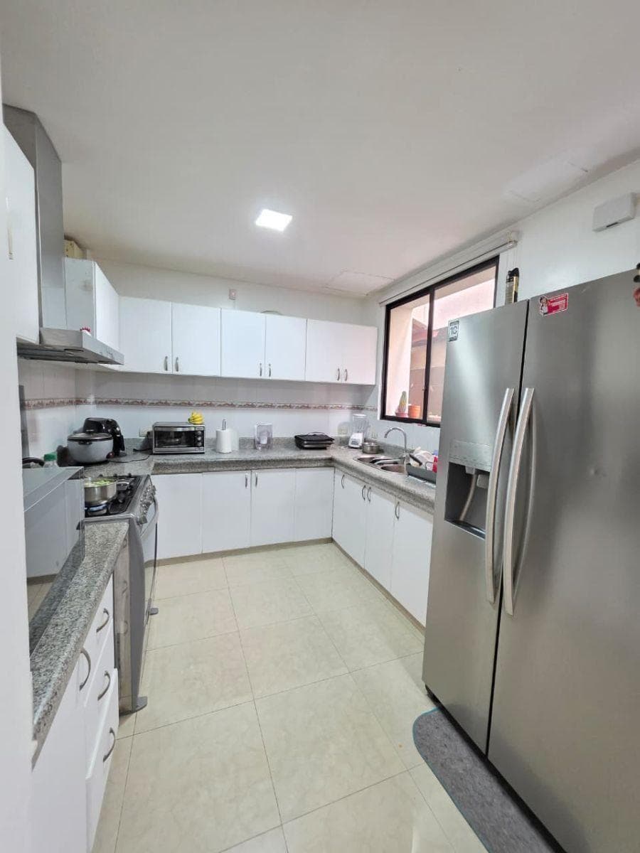 Samborondón Km 2.5 Casa en Venta, Guayas — imagen 2