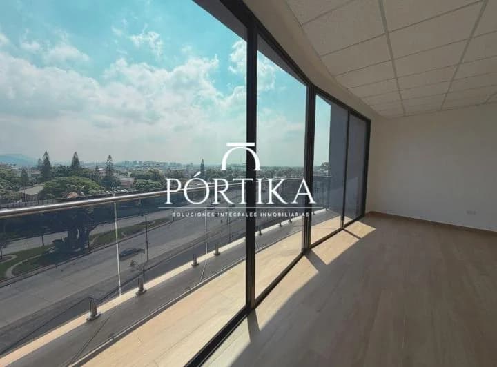 Venta Oficina con Terraza Soho360 Puerto Santa Ana, Guayas — imagen 1