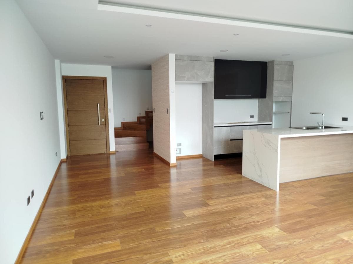 En Venta Duplex 2 Dorm. Urbanización El Condado — imagen 9