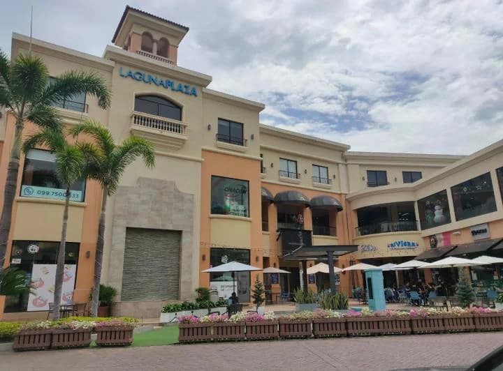 Local Comercial de Venta en Centro Comercial Laguna Plaza, Vía a La Costa. Guayas — imagen 1