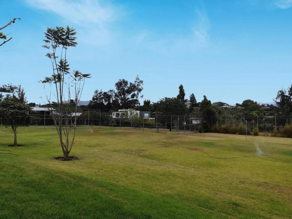Venta de Terreno Bifamiliar de 1010 m² en Puembo, Urbanización, Sector Hostería Rincón de Puembo — imagen 7