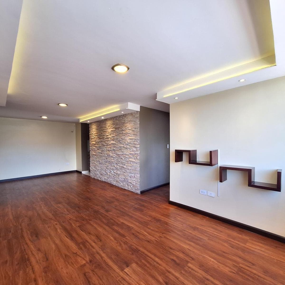 Acogedor Departamento en Venta, 2 Dorm., Ponceano - Carcelén Alto. Provincia de Pichincha — imagen 1