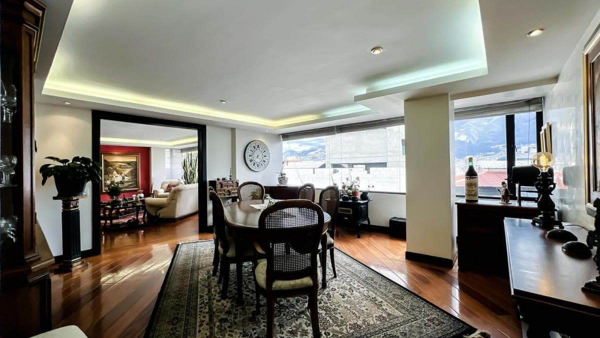Gonzalez Suarez, Departamento Totalmente Renovado con Jardin — imagen 2