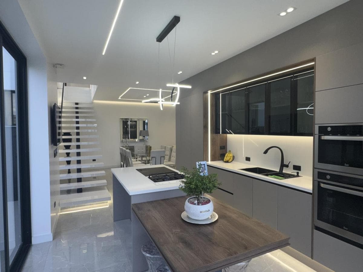 Venta Departamento Lujo 3 Dorm. Urbanización El Condado - Quito — imagen 3