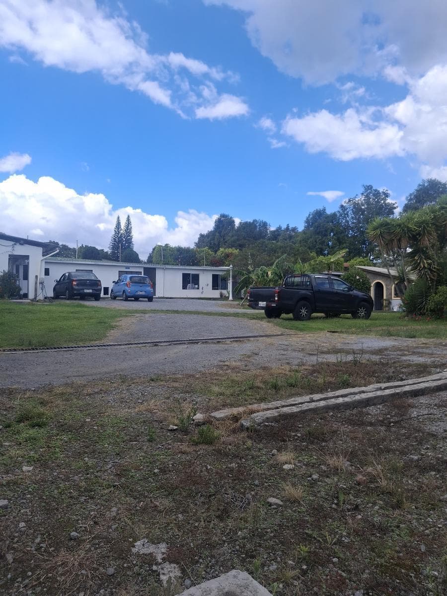 En Venta Edificación Comercial en Tumbaco — imagen 8