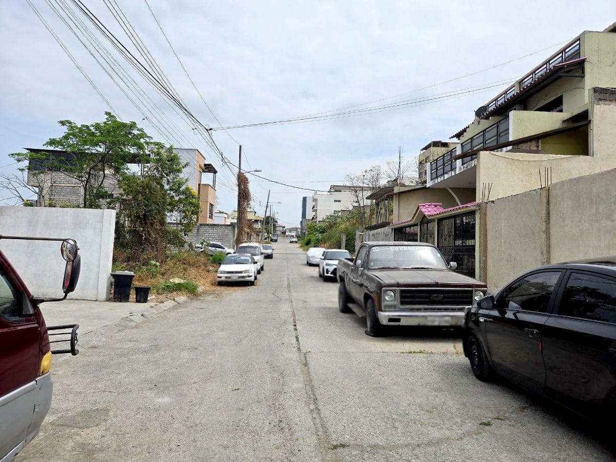Terreno en Venta de 250 m² (10x25)m - Bellavista Alta, Conjunto Cerrado. Norte de Guayaquil, Guayas — imagen 6