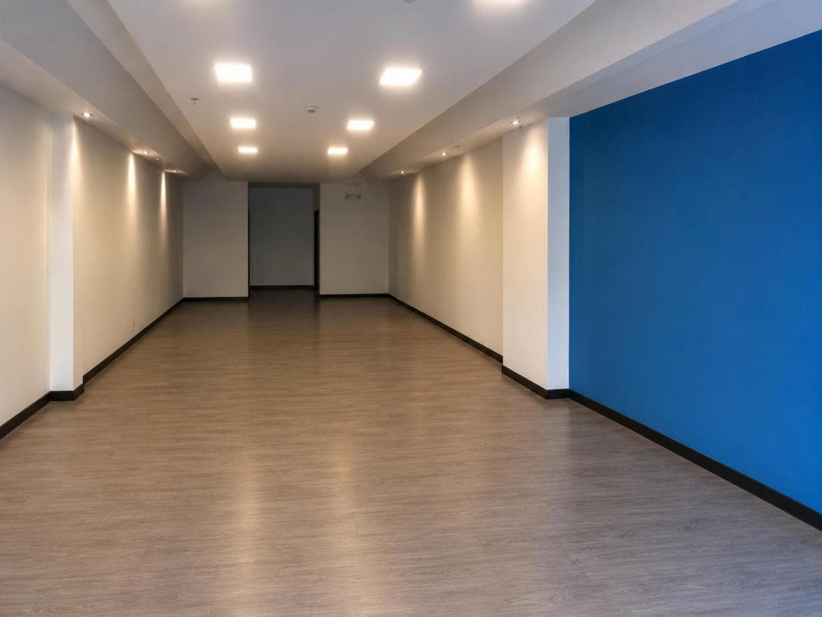 Local Comercial en Venta Frente a Riocentro – 87,83 m² + 2 Parqueaderos — imagen 8