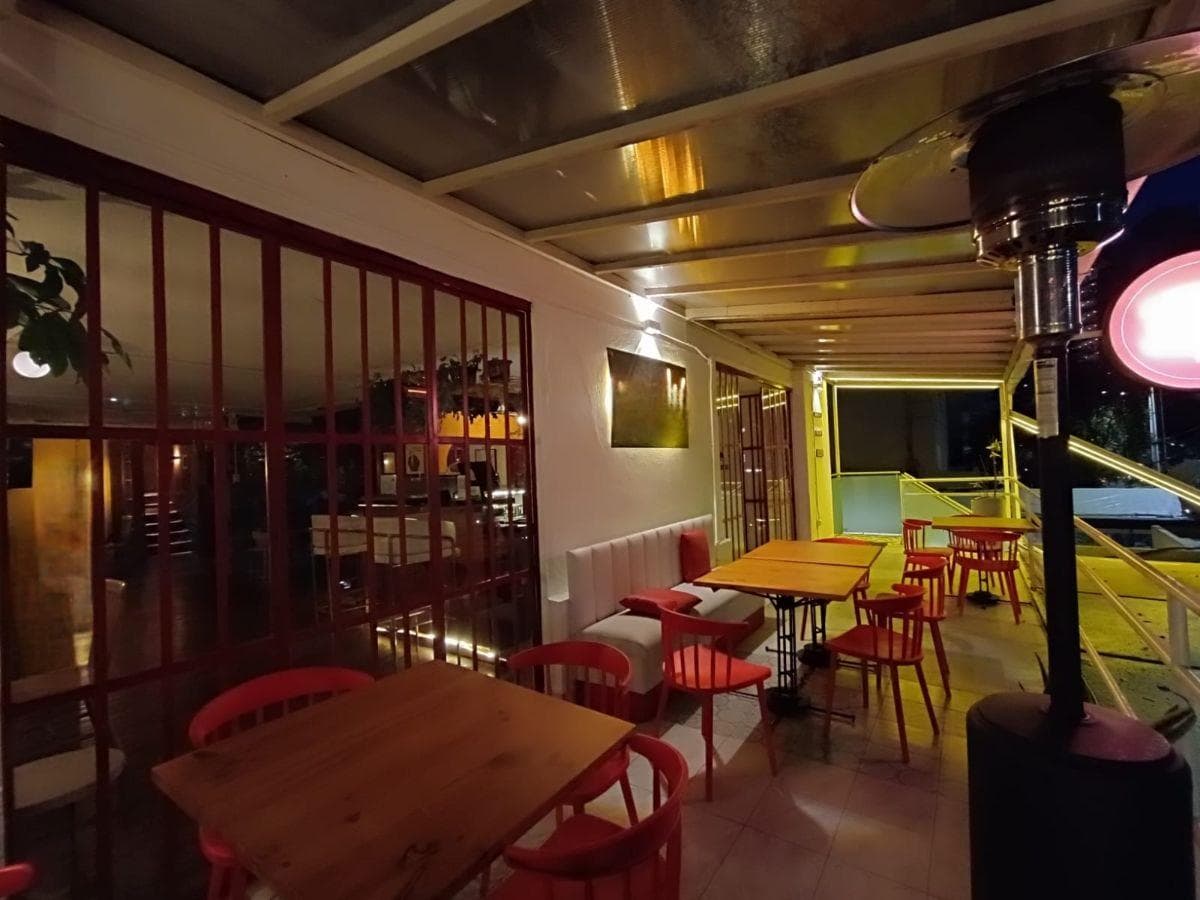 ¡Oportunidad de Inversión! Restaurante con Alto Rendimiento — imagen 1