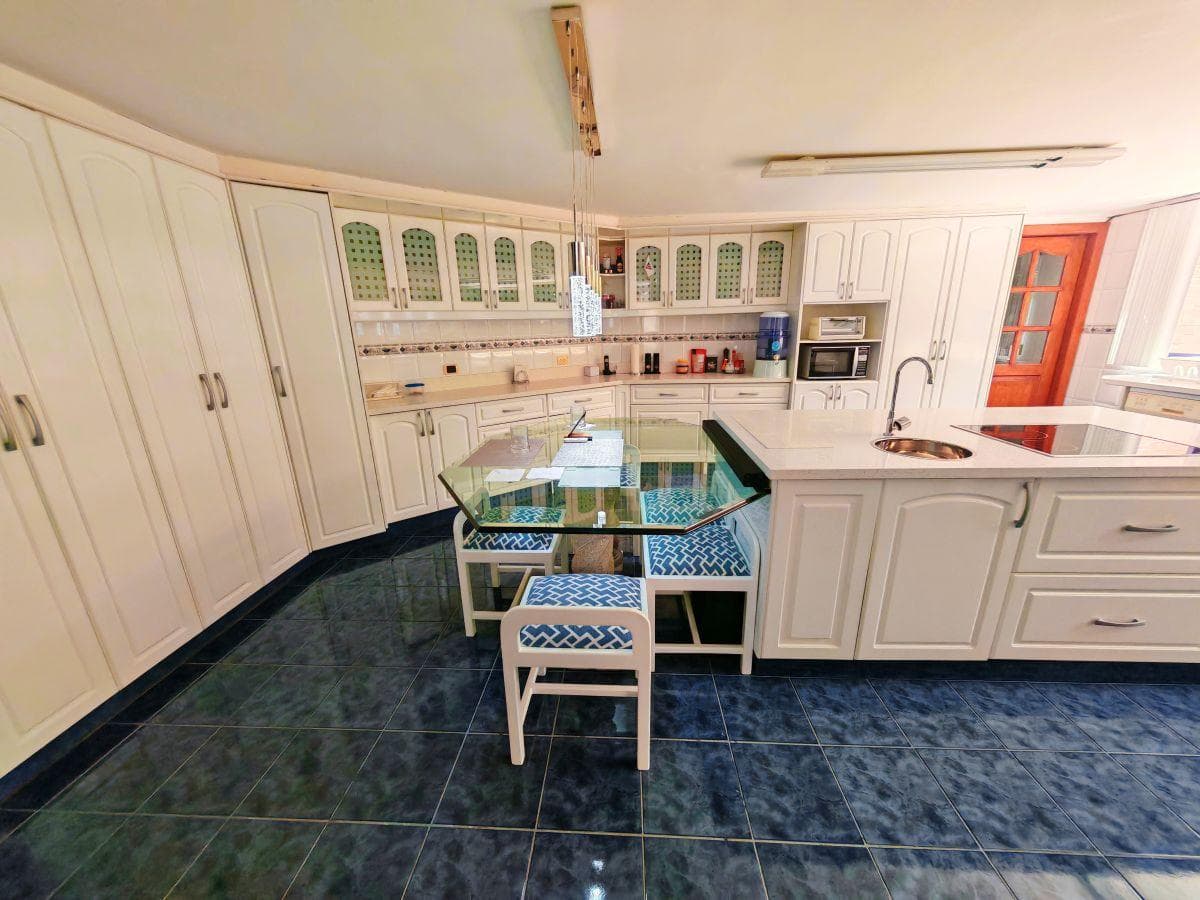 Venta: Departamento de Lujo 250 m² en Tanda 3 Dorm. con Baño Privado, Club Privado — imagen 4