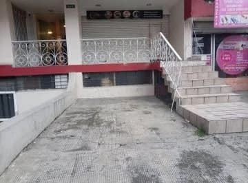 Venta Local en La 10 de Agosto y Daniel Hidalgo — imagen 3